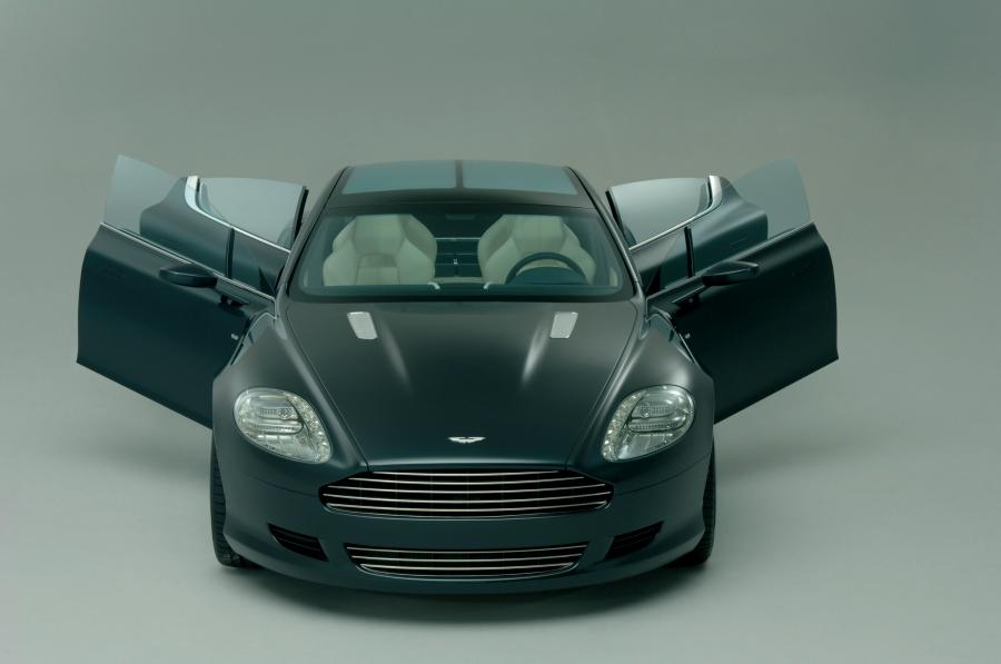  Aston Martin Rapide Concept 2006 года  (фото 4 из 39)